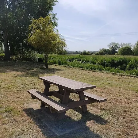 L'institution * Pont-Hebert