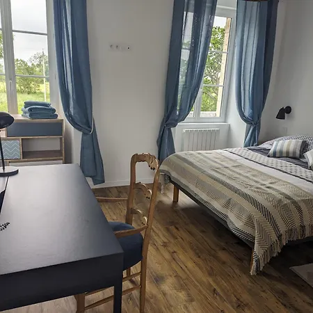 L'institution בית נופש Pont-Hebert