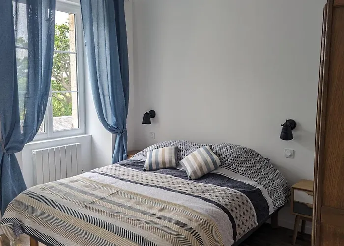 L'institution * Pont-Hebert